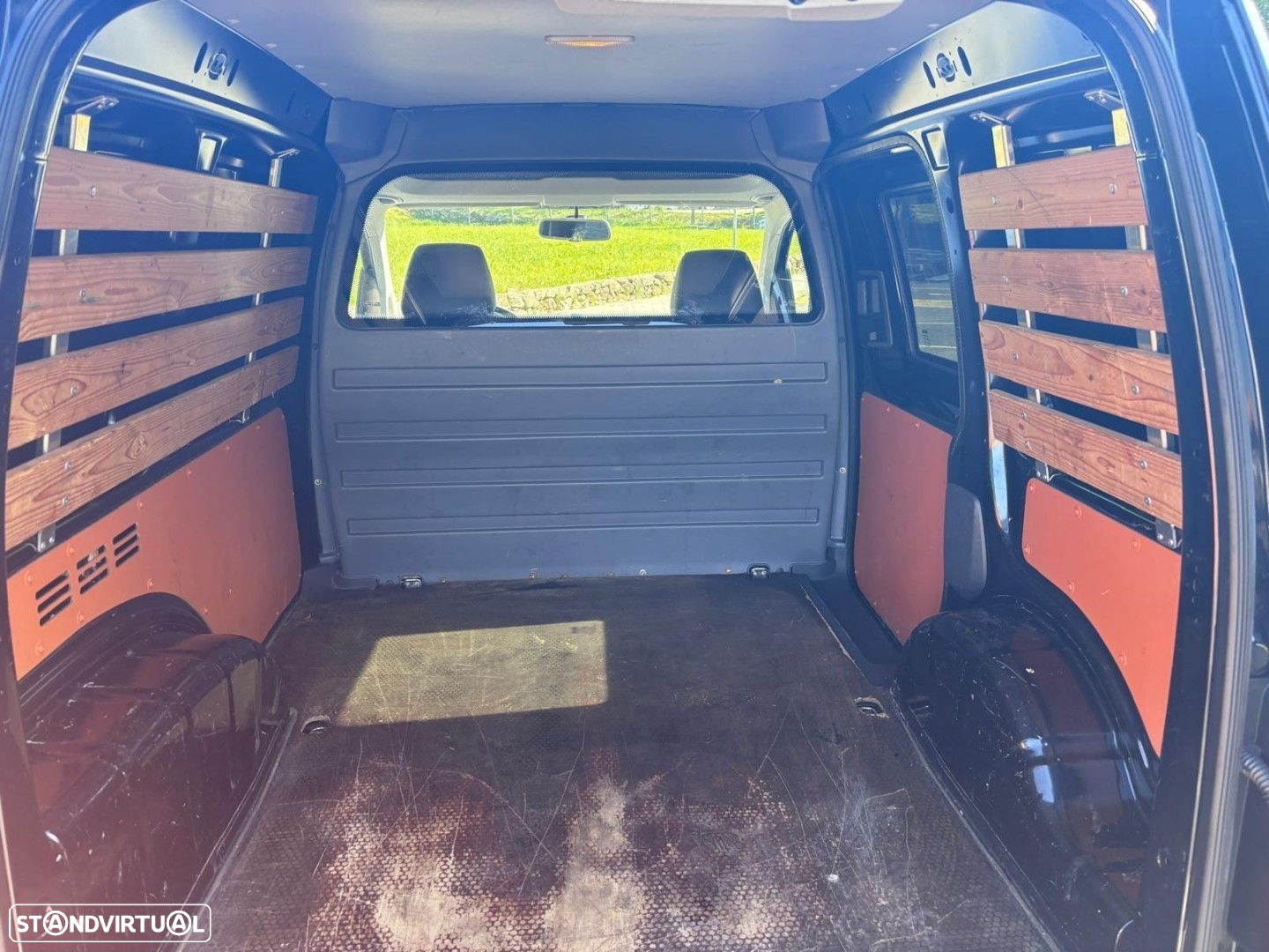 VW Caddy 1.6 TDi Extra AC - 12