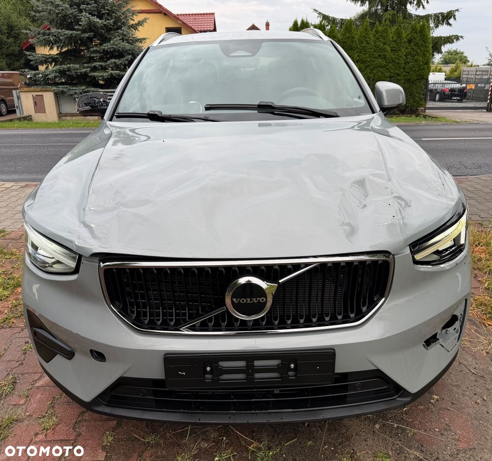 Volvo XC 40 B3 B DKG Plus Black Edition - 9
