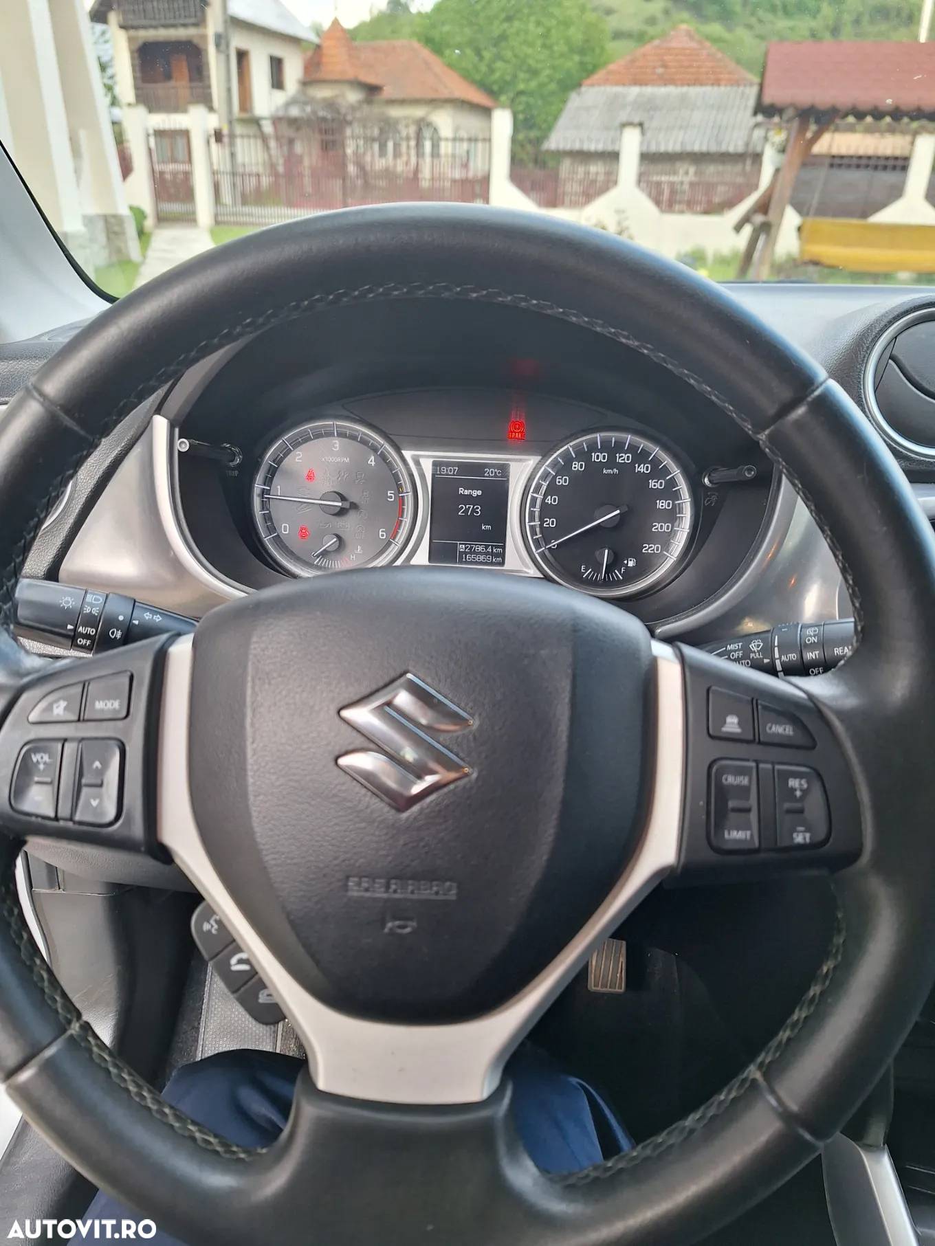 Suzuki Vitara 1.6 DDIS (4x2) Comfort+ - 10