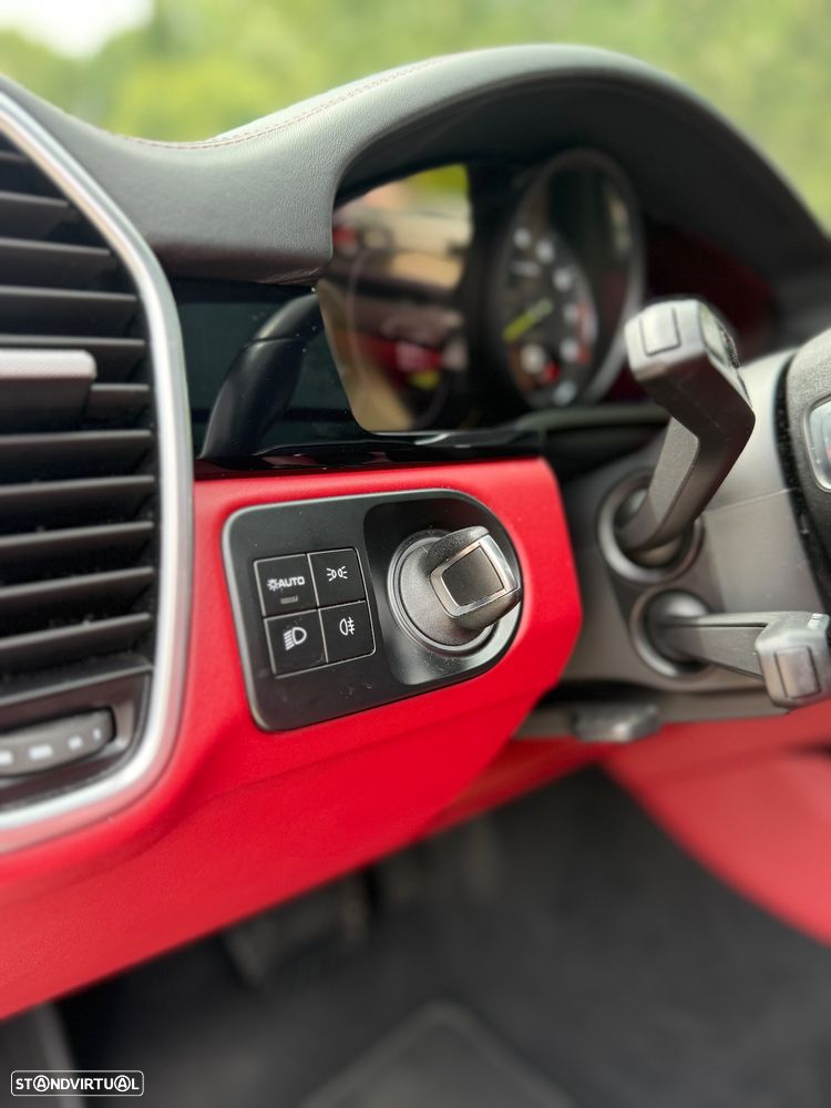 Porsche Cayenne E-Hybrid Platinum Edition - 26