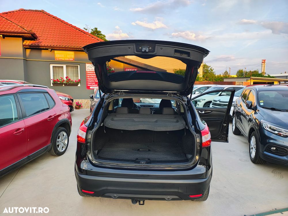 Nissan Qashqai 1.6 DCI ALL-MODE 4x4i TEKNA+ - 11