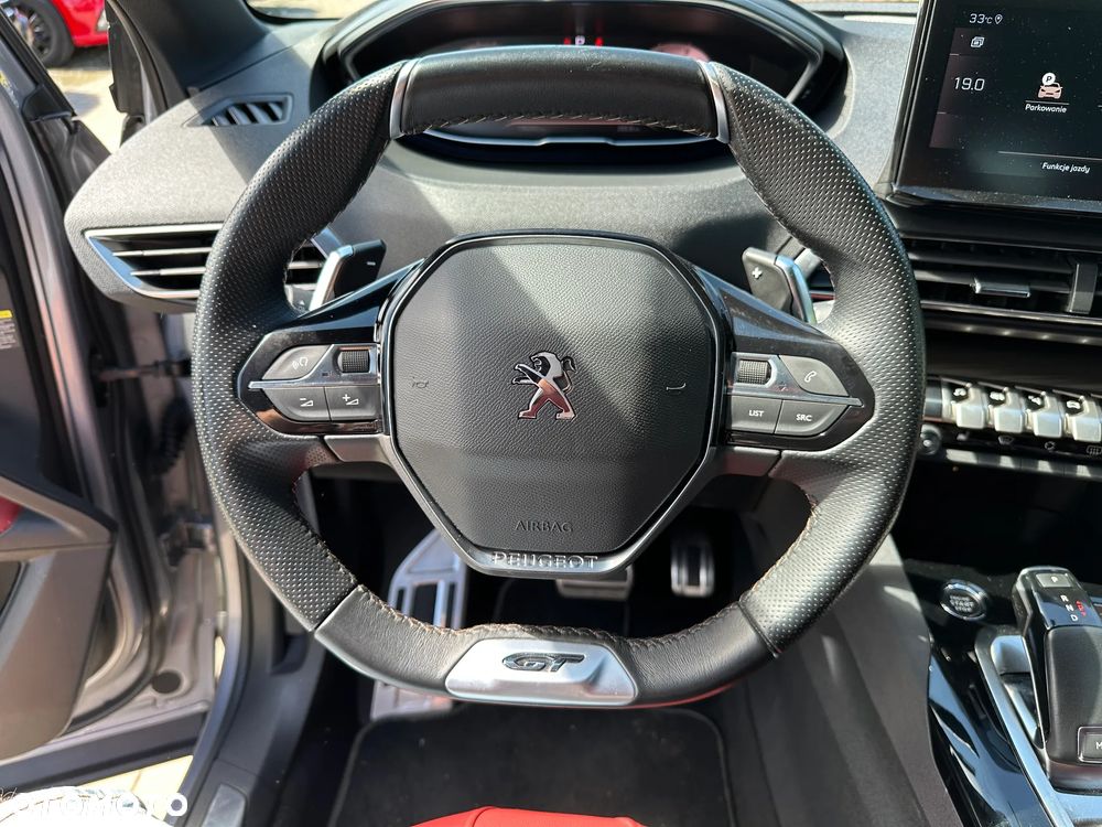 Peugeot 5008 - 8