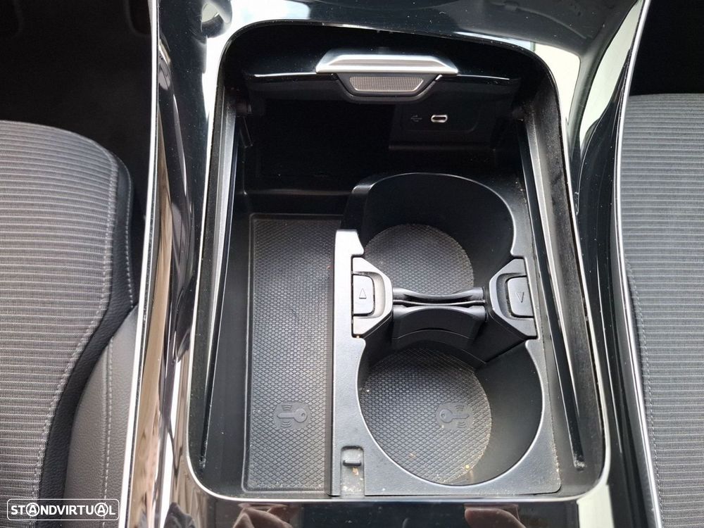 Mercedes-Benz c-220 d Avantgarde - 21