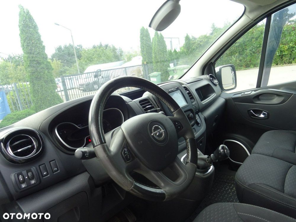 Opel Vivaro - 7