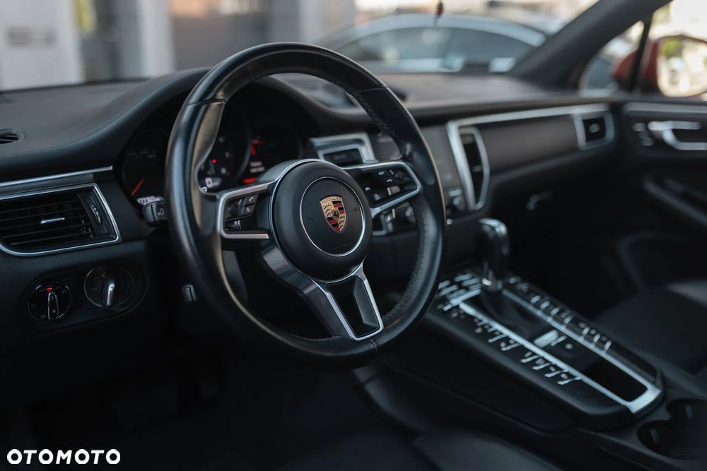 Porsche Macan Standard - 13