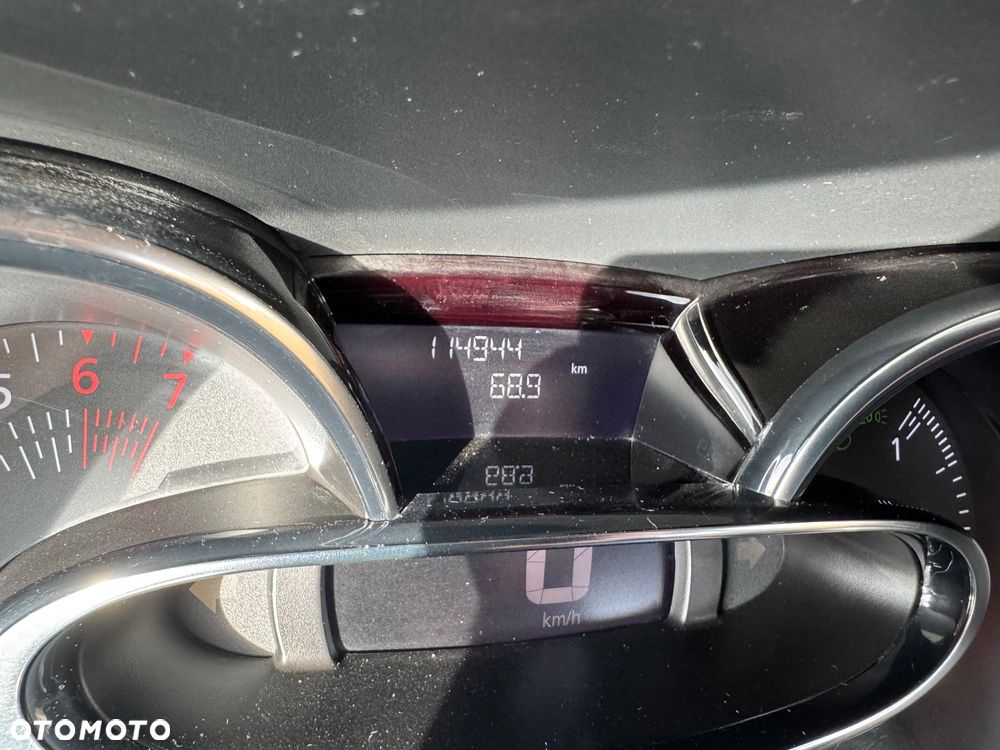 Renault Clio - 20