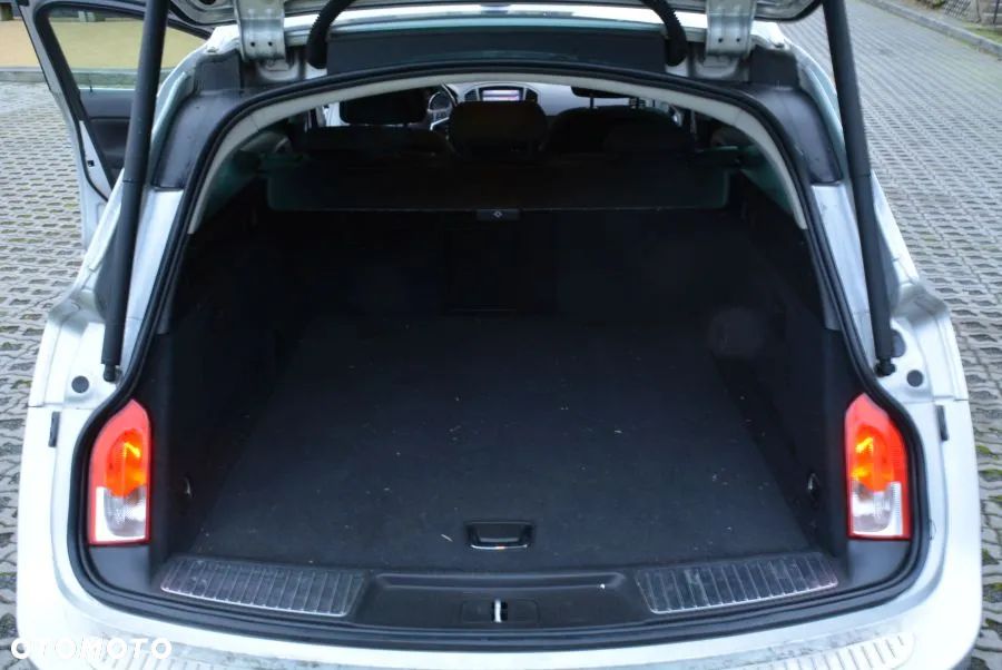 Opel Insignia 2.0 CDTI Sport - 8