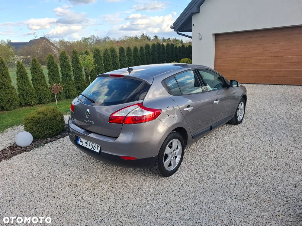 Renault Megane 1.6 16V Luxe Dynamique - 16