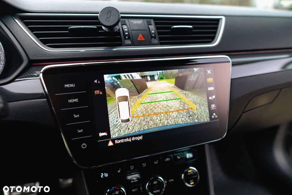 Skoda Superb 2.0 TDI 4x4 DSG SportLine - 34