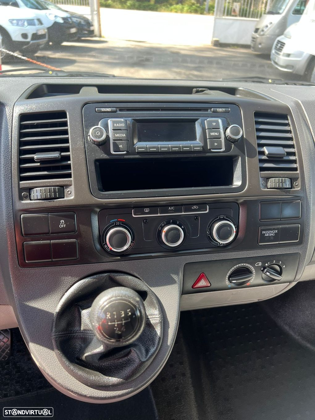 VW Transporter Outro - 10