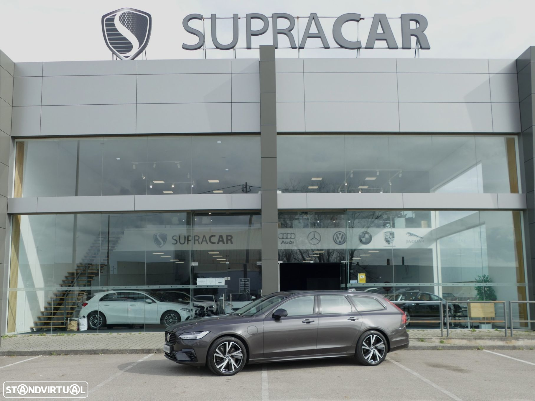 Volvo V90 2.0 T8 PHEV Plus Dark AWD - 28