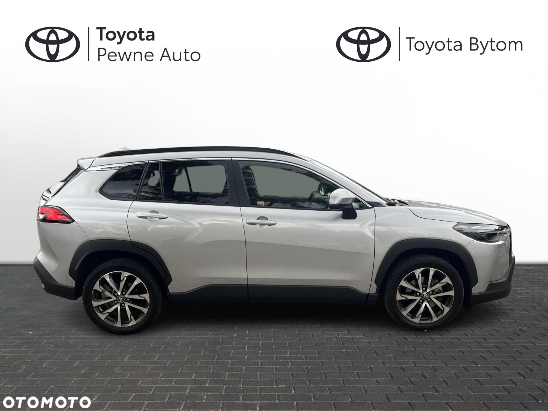 Toyota Corolla Cross - 16