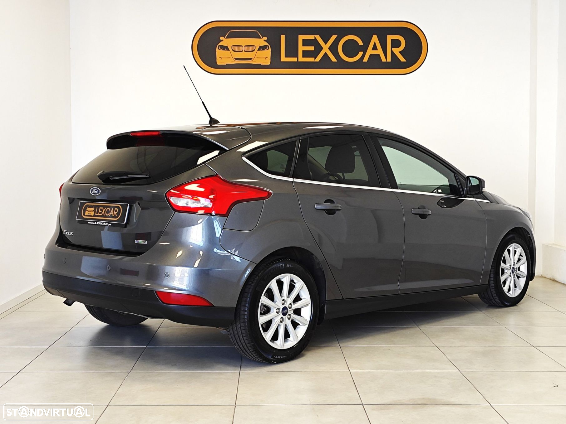 Ford Focus 1.0 SCTi Titanium - 13
