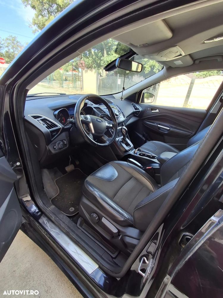 Ford Kuga 2.0 TDCi Powershift 4WD Titanium - 5