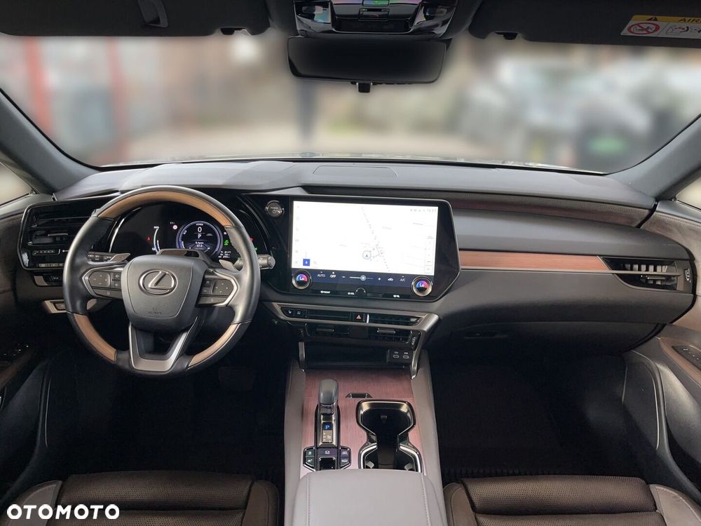 Lexus RX 450h+ Omotenashi - 8