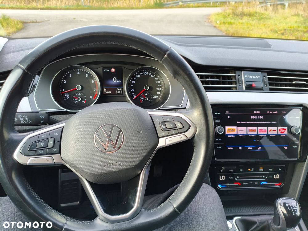 Volkswagen Passat 1.5 TSI EVO Business - 24