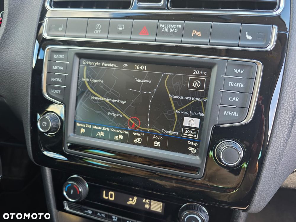 Volkswagen Polo 1.0 Blue Motion Technology beats - 26