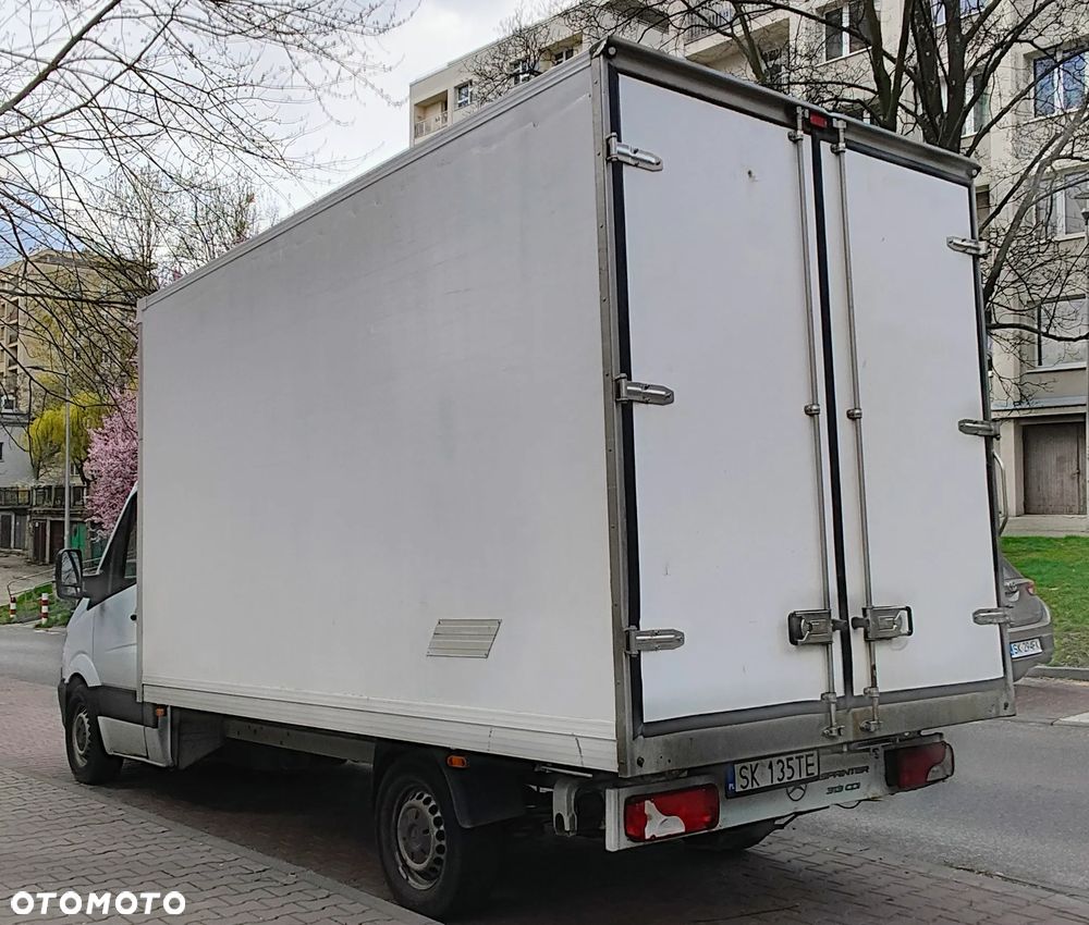 Mercedes-Benz Sprinter - 4