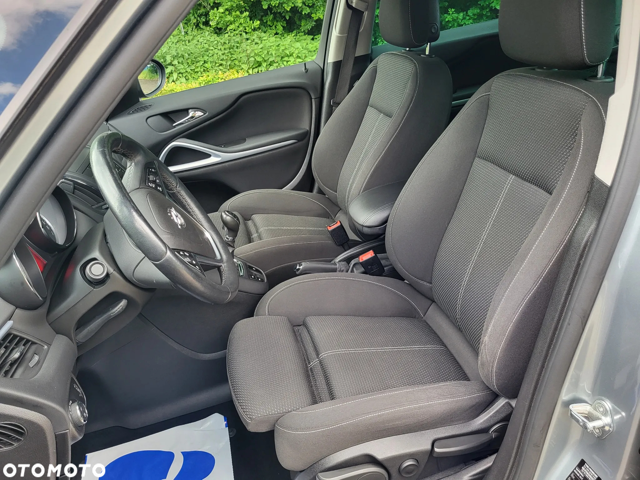 Opel Zafira Tourer 1.6 ECOTEC DIT ecoFLEX Start/Stop Active - 11