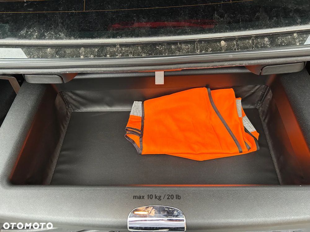 Mercedes-Benz Klasa E 350 CDI BlueEff Avantgarde - 7