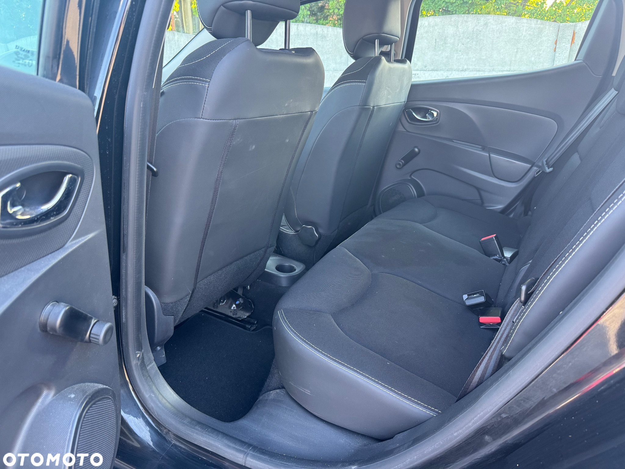 Renault Clio 1.2 16V 75 Limited - 8
