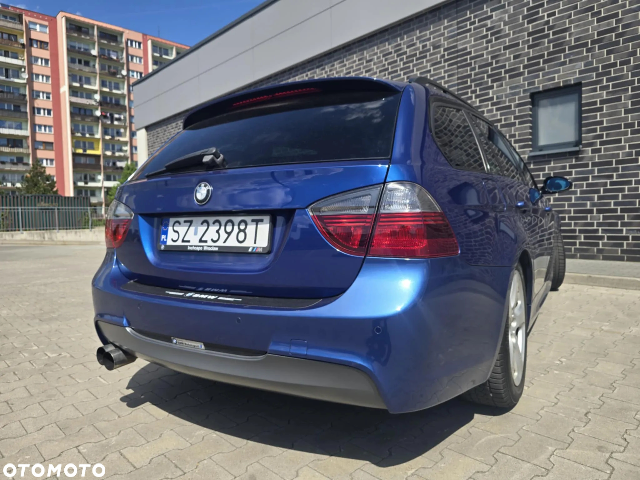 BMW Seria 3 330i Touring - 11