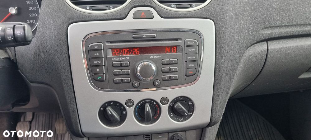 Ford Focus 1.6 TDCi Ambiente DPF - 9