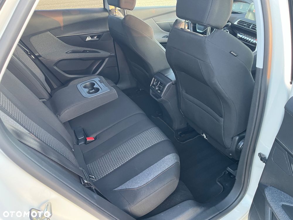 Peugeot 3008 - 22