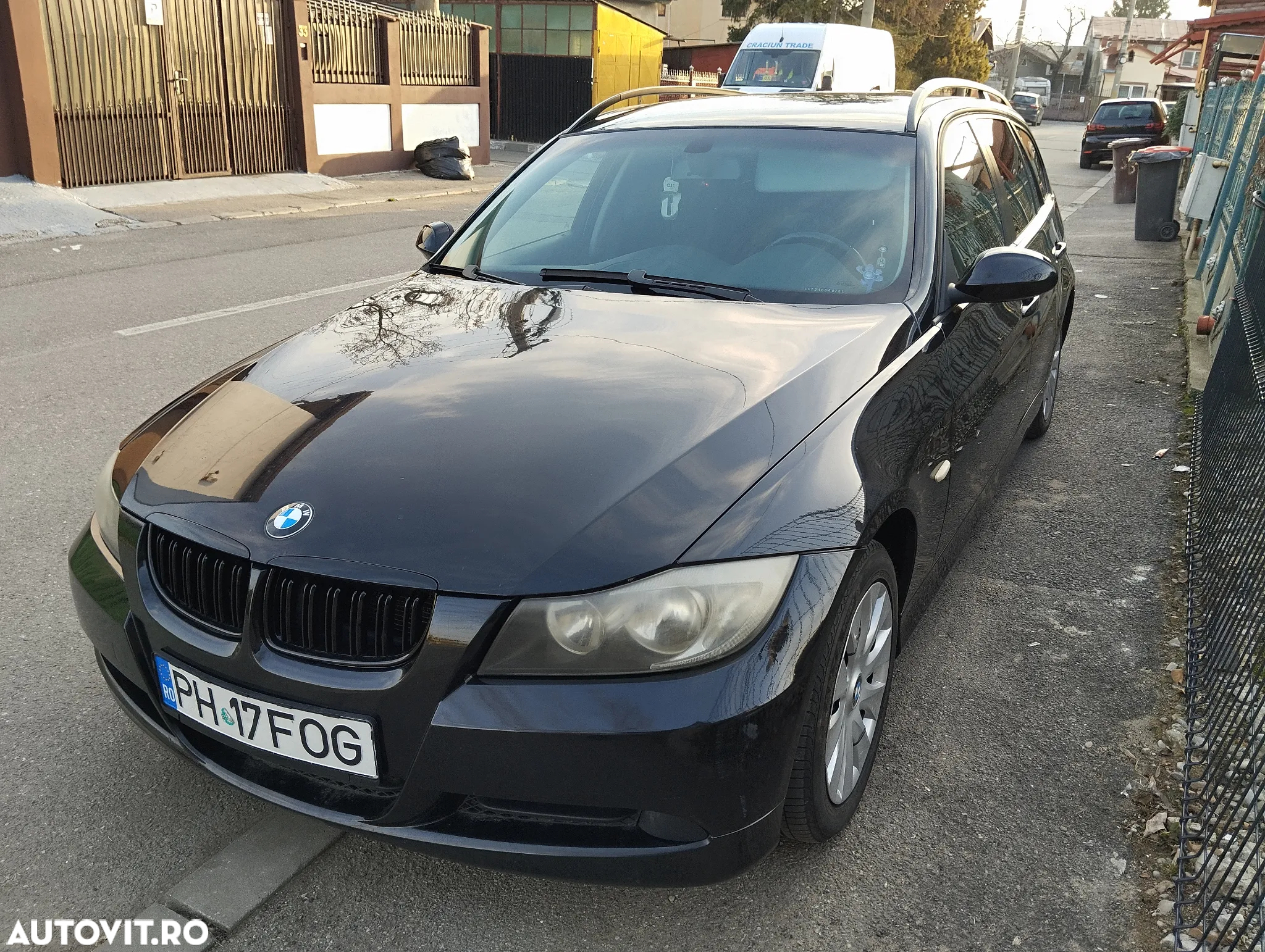 BMW Seria 3 318d DPF Touring - 10