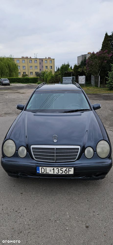 Mercedes-Benz Klasa E 220 T CDI Classic - 7