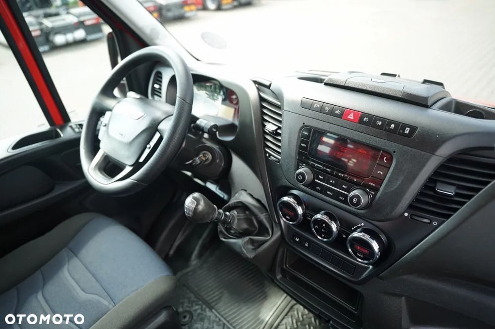 Iveco DAILY 35-150 / ZABUDOWA HAKOWA PALFINGER CITY 23 MPA / SKRZYNIA - 3,1 M /  PTO / BLIŹNIAK /  MANUAL / SPROWADZONY / - 33