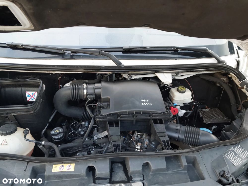 Mercedes-Benz Sprinter 319 V6 3.0 - 11