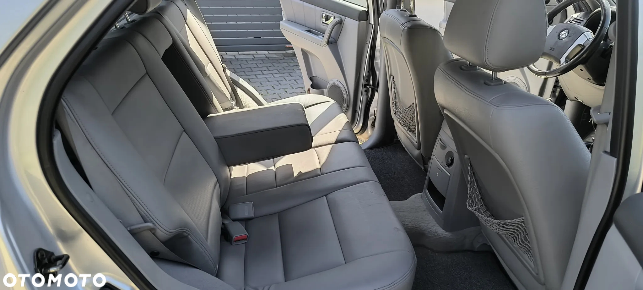 Kia Sorento 2.4 16V LX - 33