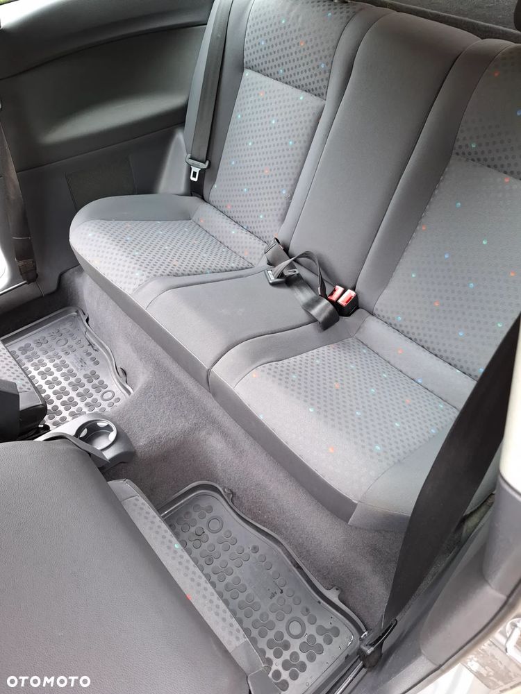 Volkswagen Polo 1.2 - 16