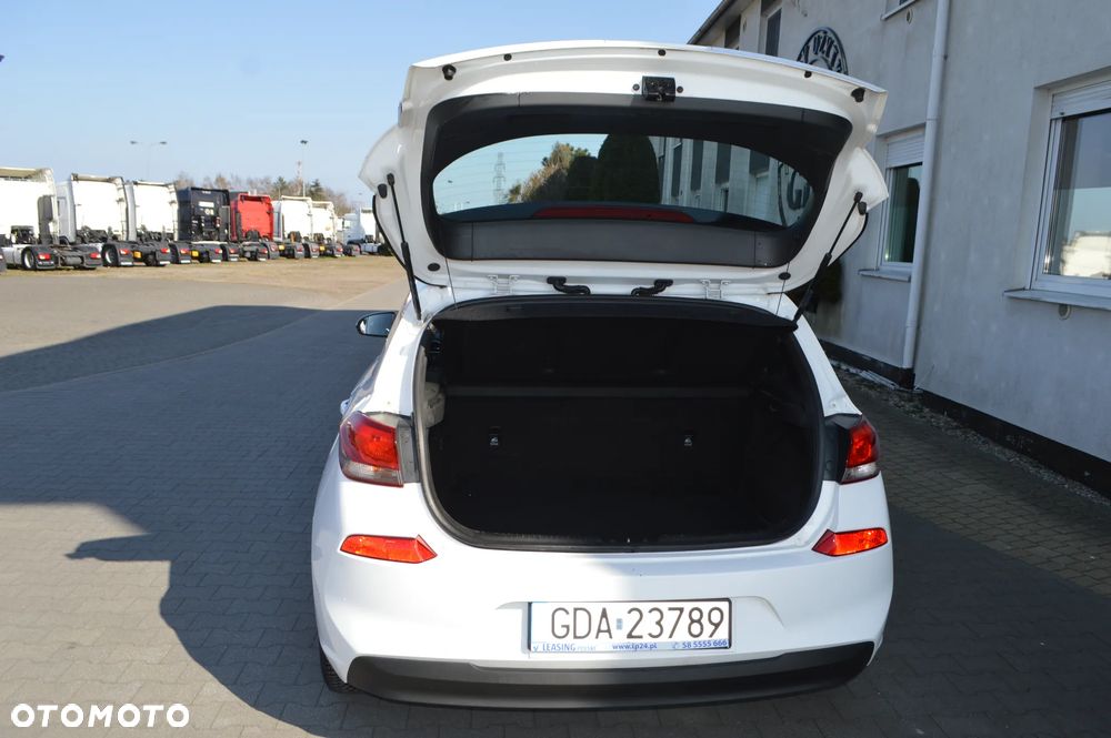 Hyundai i30 - 12
