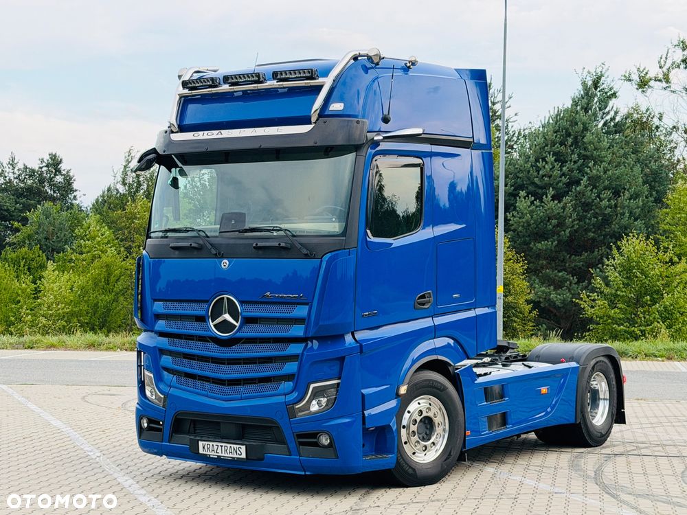 Mercedes-Benz Actros L 1853 Giga Space style Line pełna opcja, masaże, cały na poduszkach, full Led, hydraulika, z Niemiec 2022/23