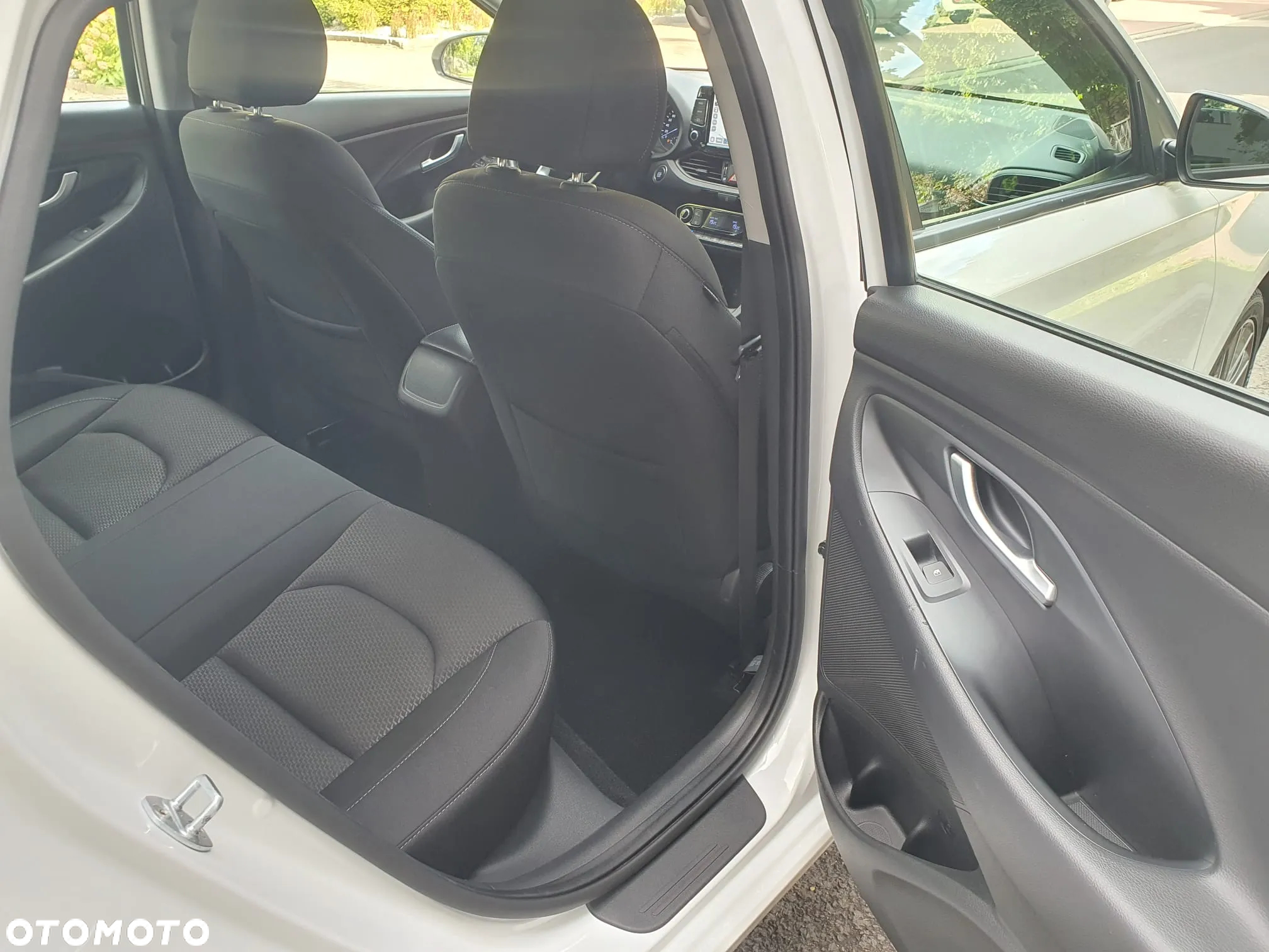 Hyundai i30 1.4 T-GDI Fastback Style - 17