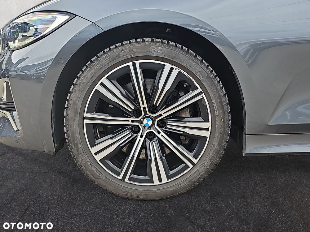 BMW Seria 3 - 26