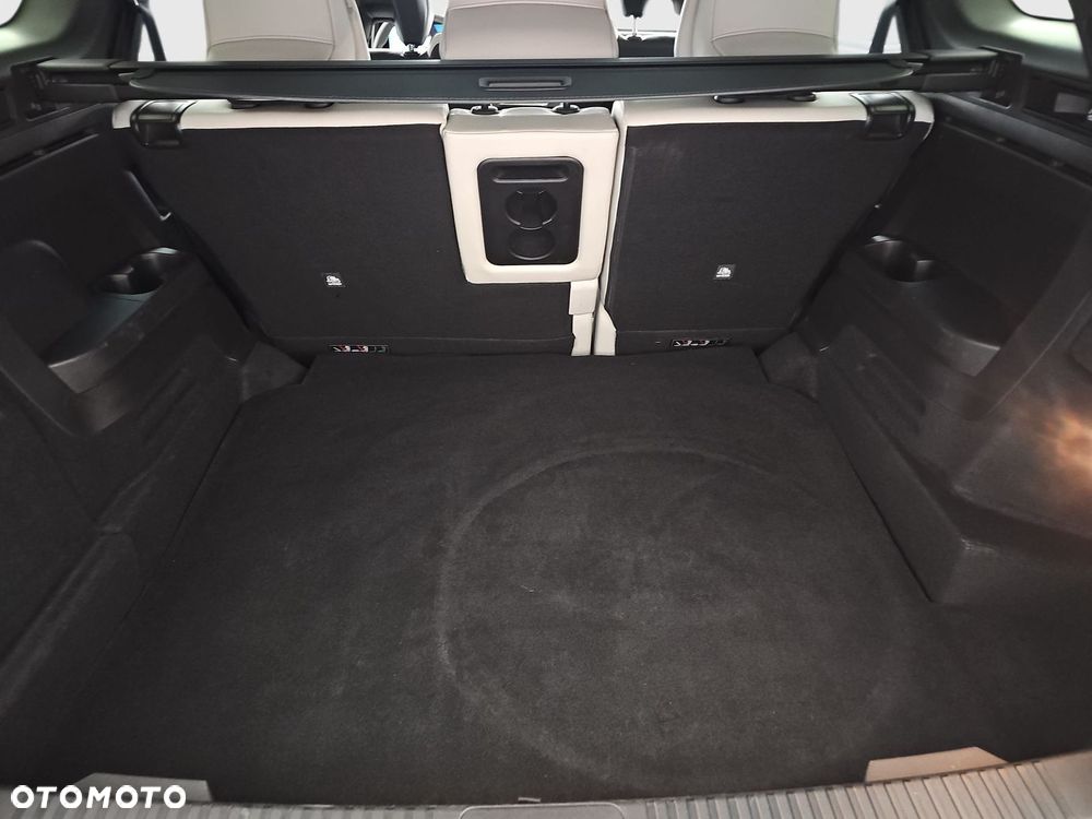 Renault Espace 1.2 E-Tech Full Hybrid 200 Iconic MMT 5os - 32