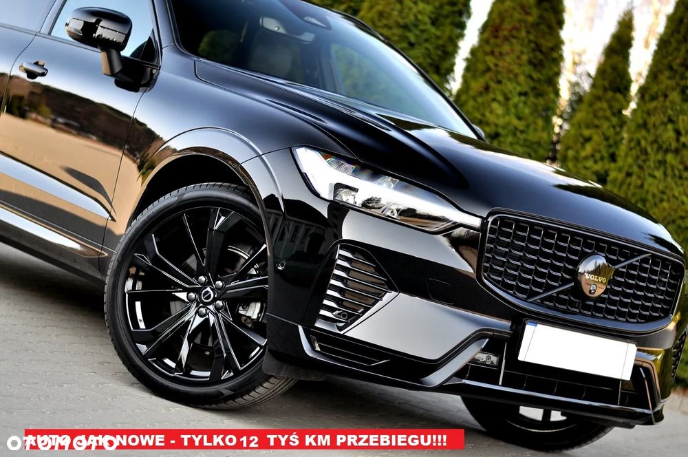 Volvo XC 60 B5 B AWD Plus Black Edition - 11
