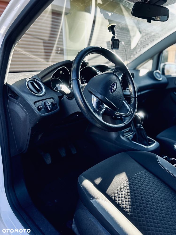 Ford Fiesta 1.0 SYNC Edition - 17