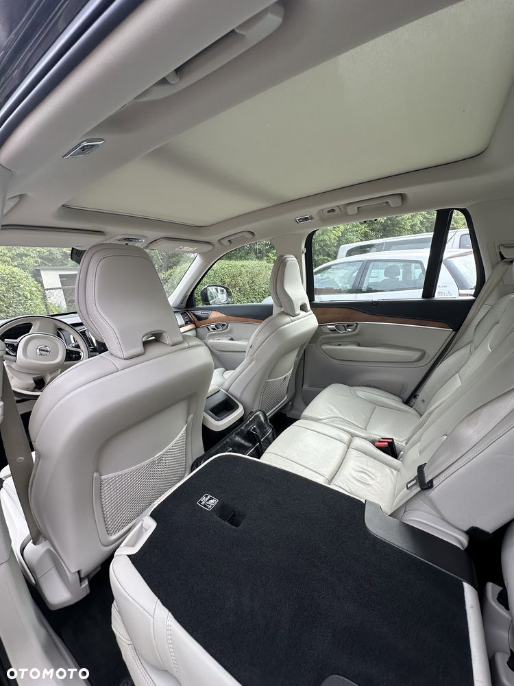 Volvo XC 90 - 14