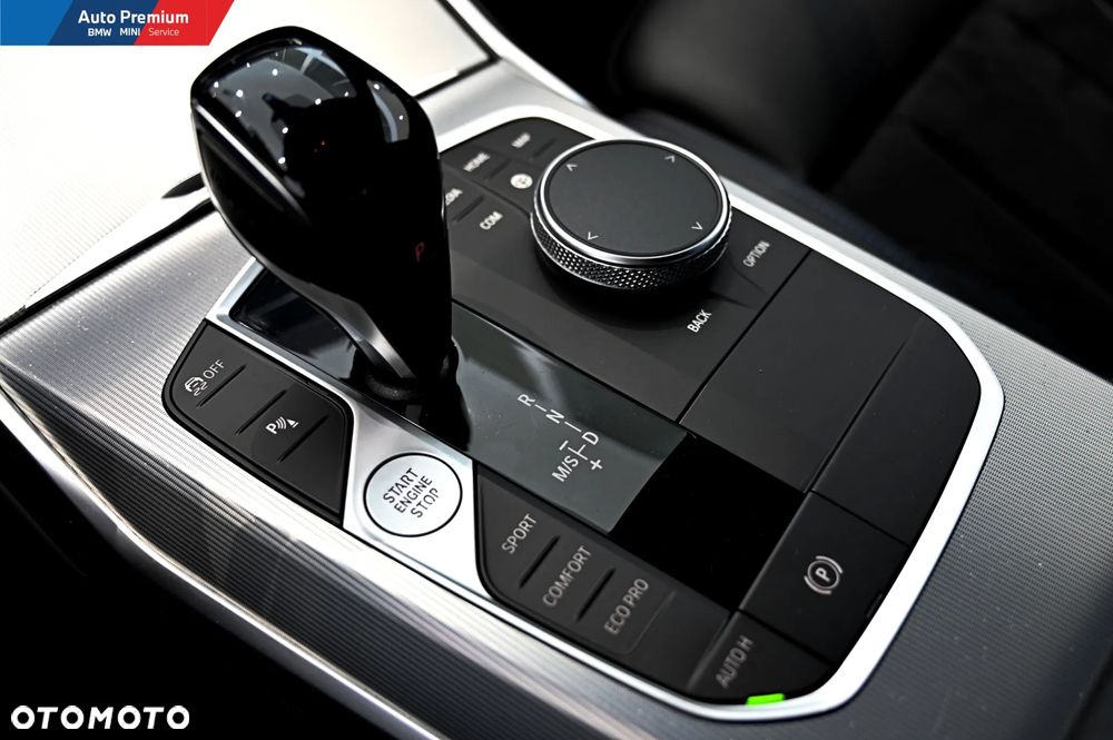 BMW Seria 3 320d xDrive M Sport sport - 9
