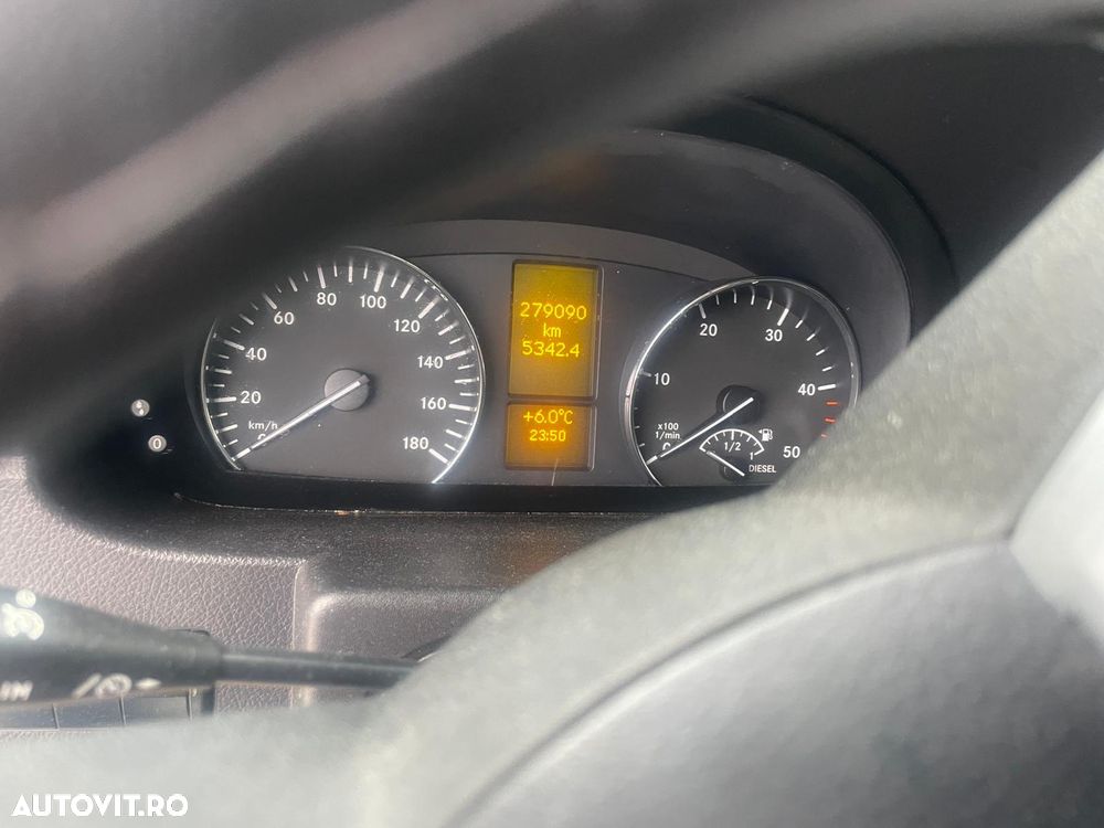 Mercedes-Benz Sprinter 319 CDI - 6