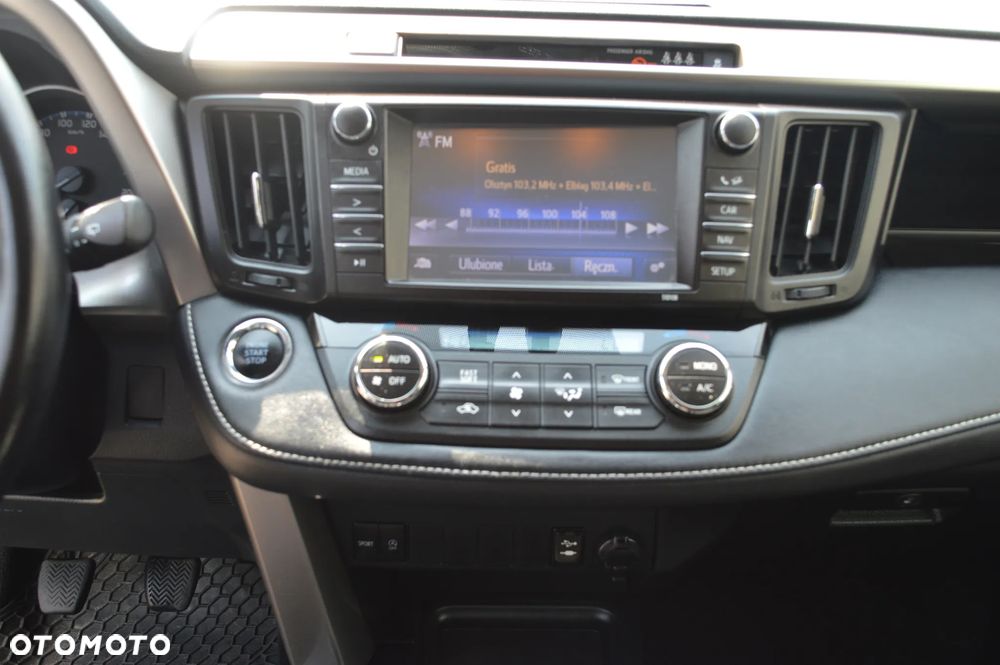 Toyota RAV4 2.0 Premium 4x4 - 19