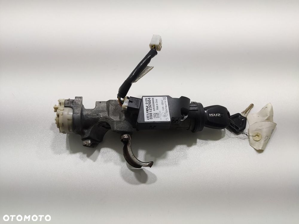 STACYJKA KLUCZYK PILOT ISUZU D-MAX II 2011-2016 8981232604 - 5