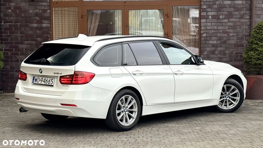 BMW Seria 3 316d Luxury Line EU6 - 9