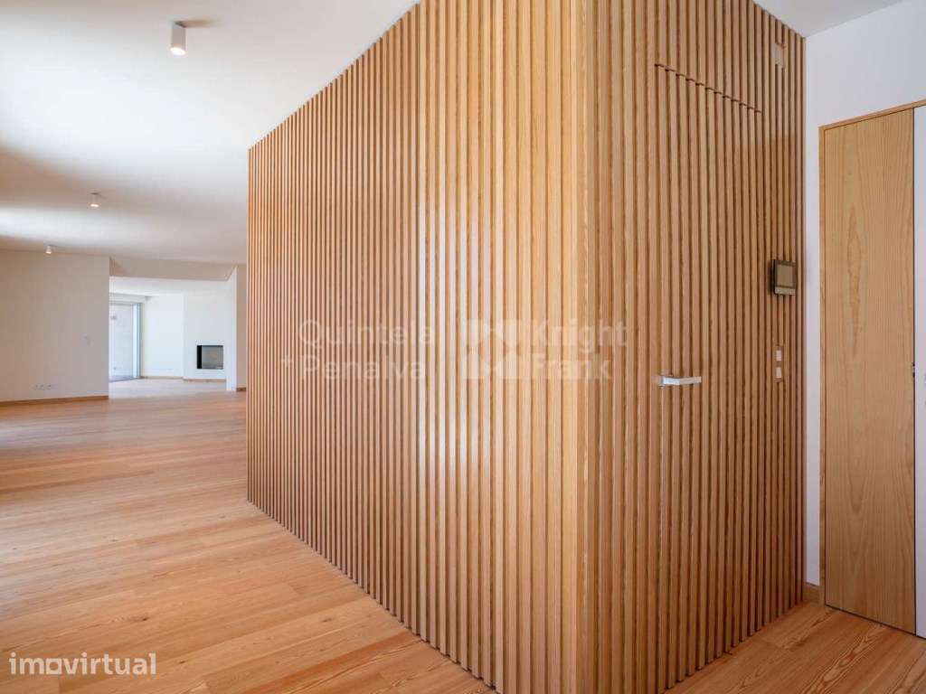 Apartamento T3 com terraço para arrendamento no Monte Estoril - Grande imagem: 3/39