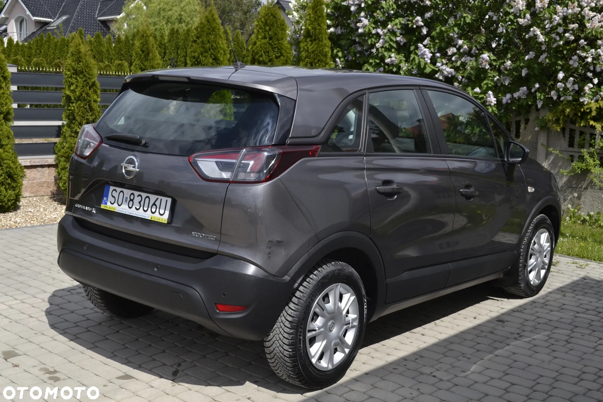 Opel Crossland X 1.2 T Eco Enjoy S&S - 11