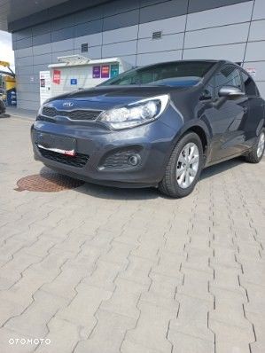 Kia Rio 1.4 Business Line - 9